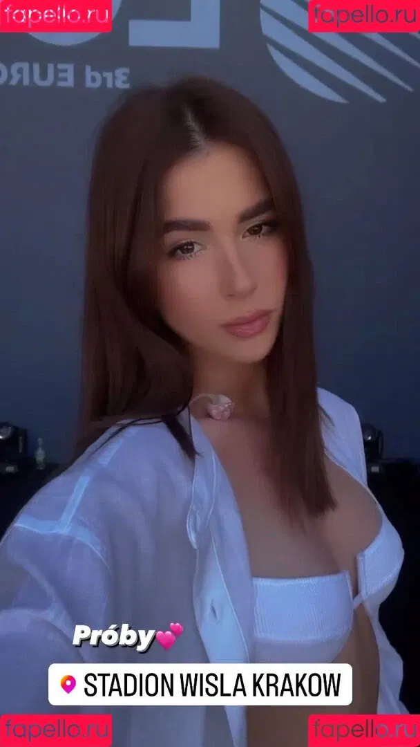Roksana Węgiel Onlyfans Photo Gallery 
