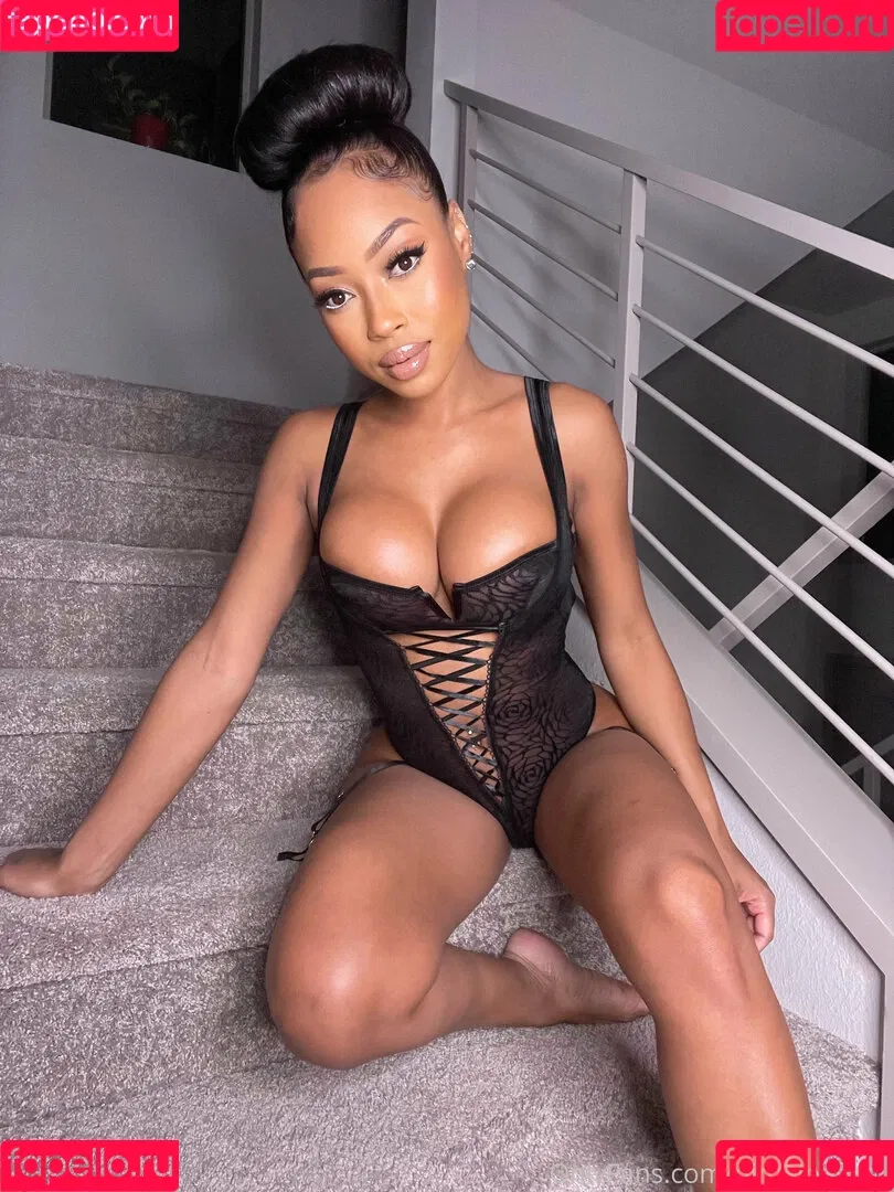 ninadoesitall Onlyfans Photo Gallery 