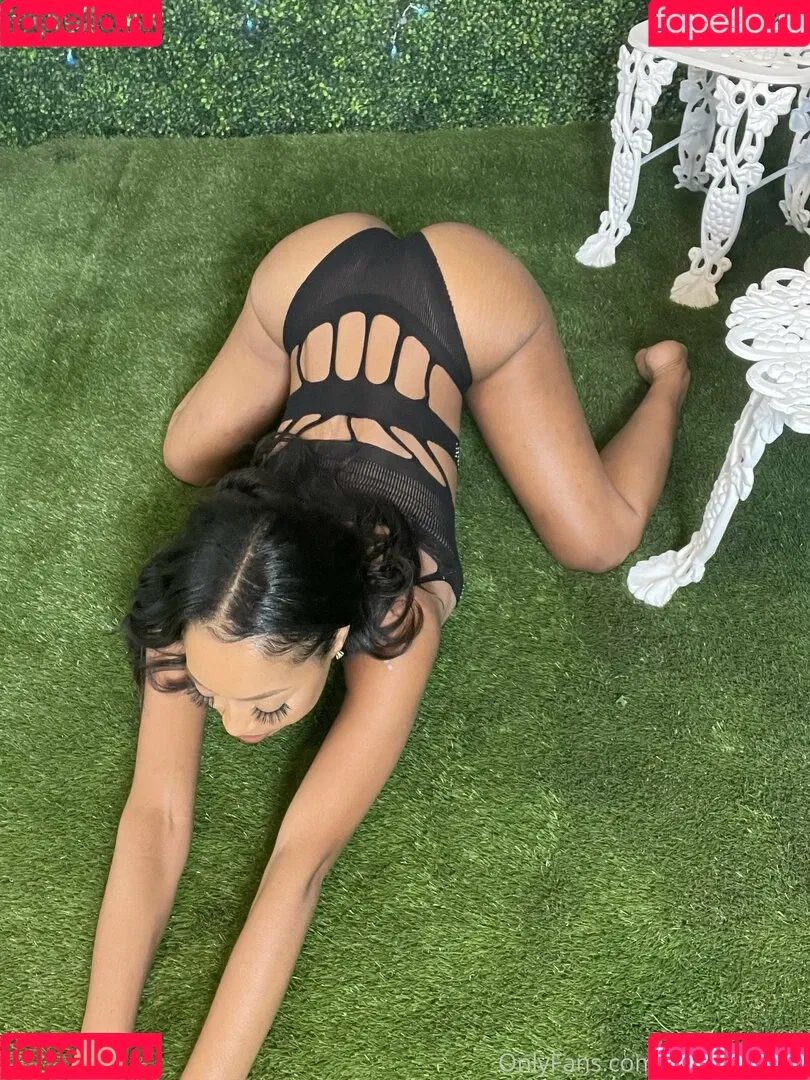 ninadoesitall Onlyfans Photo Gallery 