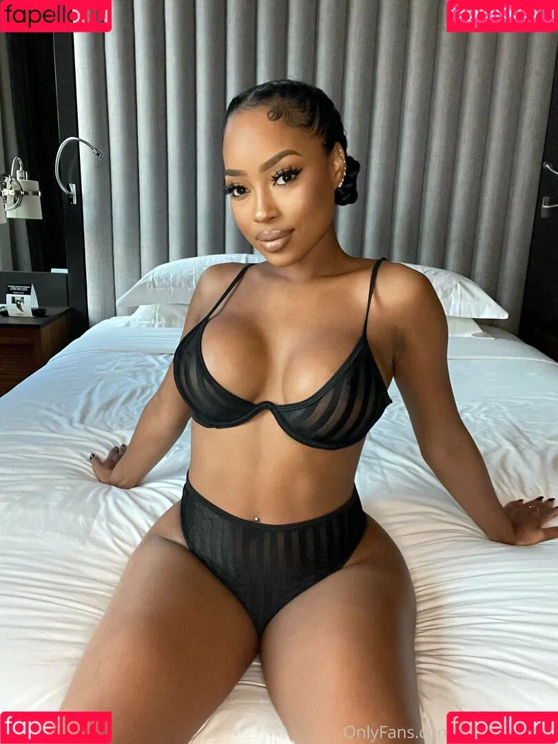 ninadoesitall Onlyfans Photo Gallery 