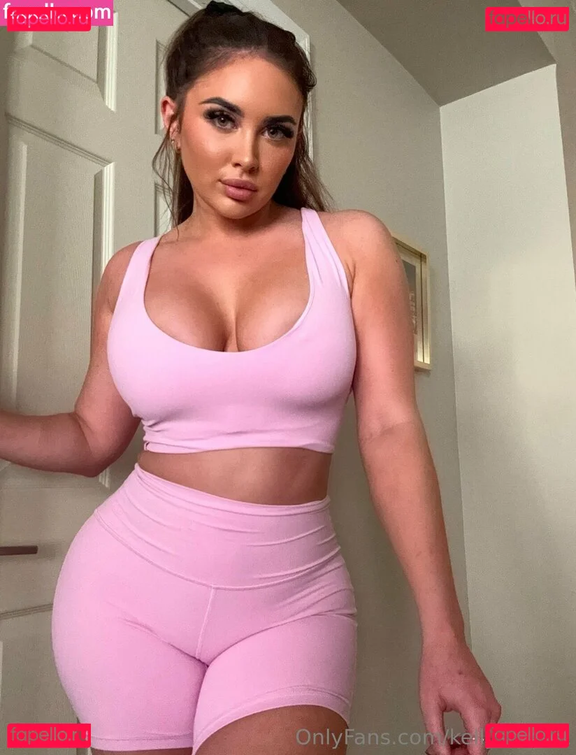 kellyscloset Onlyfans Photo Gallery 
