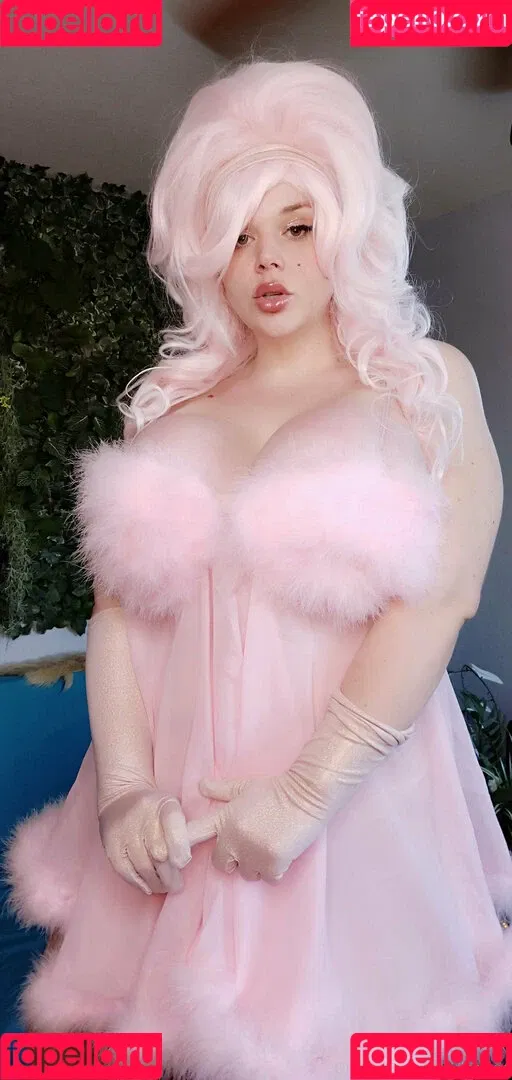 underbust Onlyfans Photo Gallery 