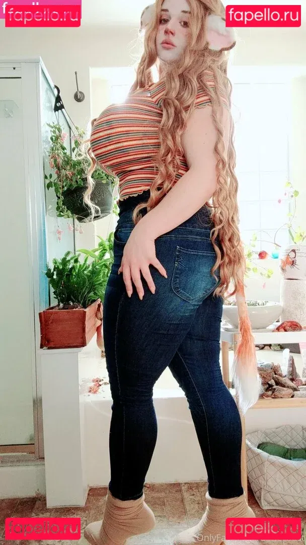 underbust Onlyfans Photo Gallery 