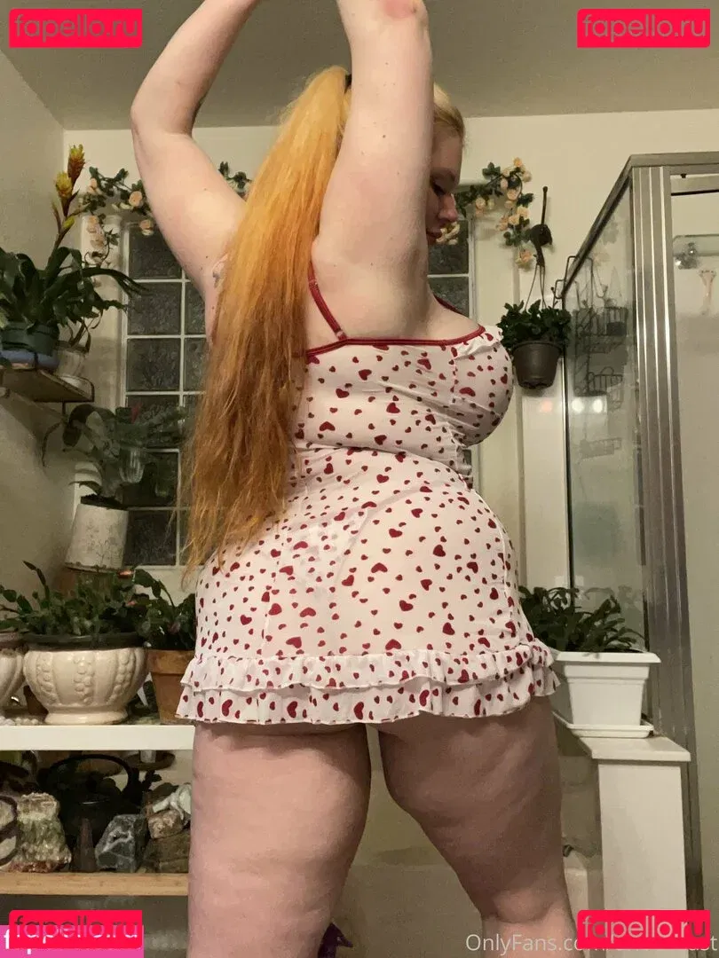 underbust Onlyfans Photo Gallery 