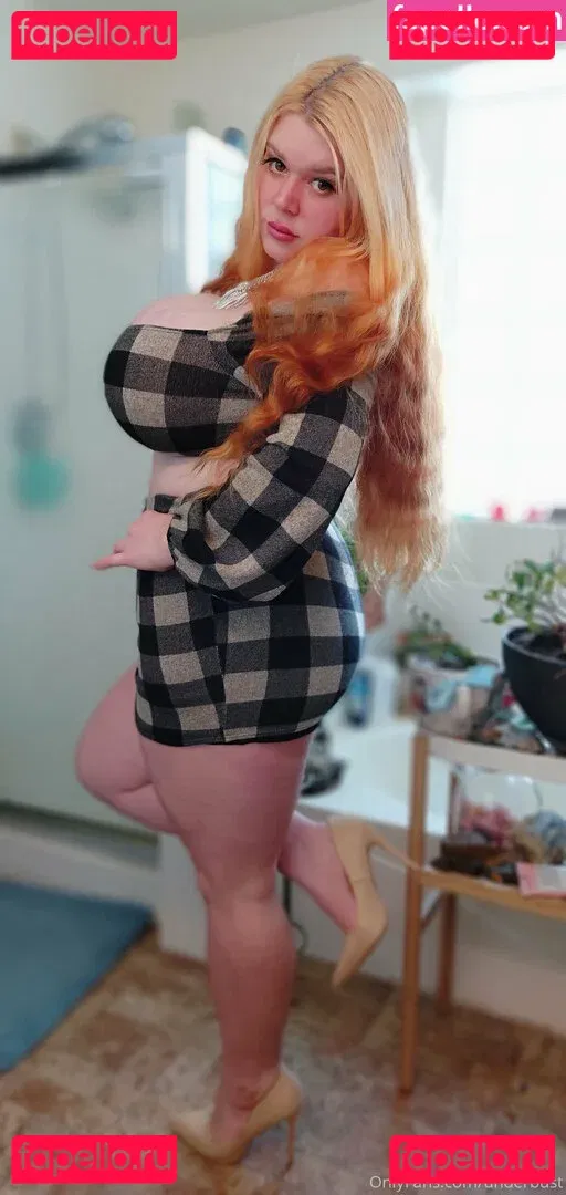 underbust Onlyfans Photo Gallery 