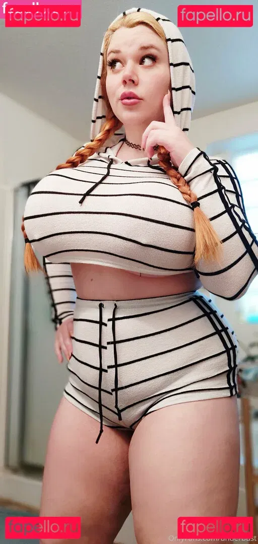 underbust Onlyfans Photo Gallery 
