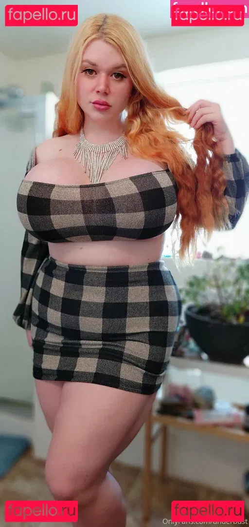 underbust Onlyfans Photo Gallery 