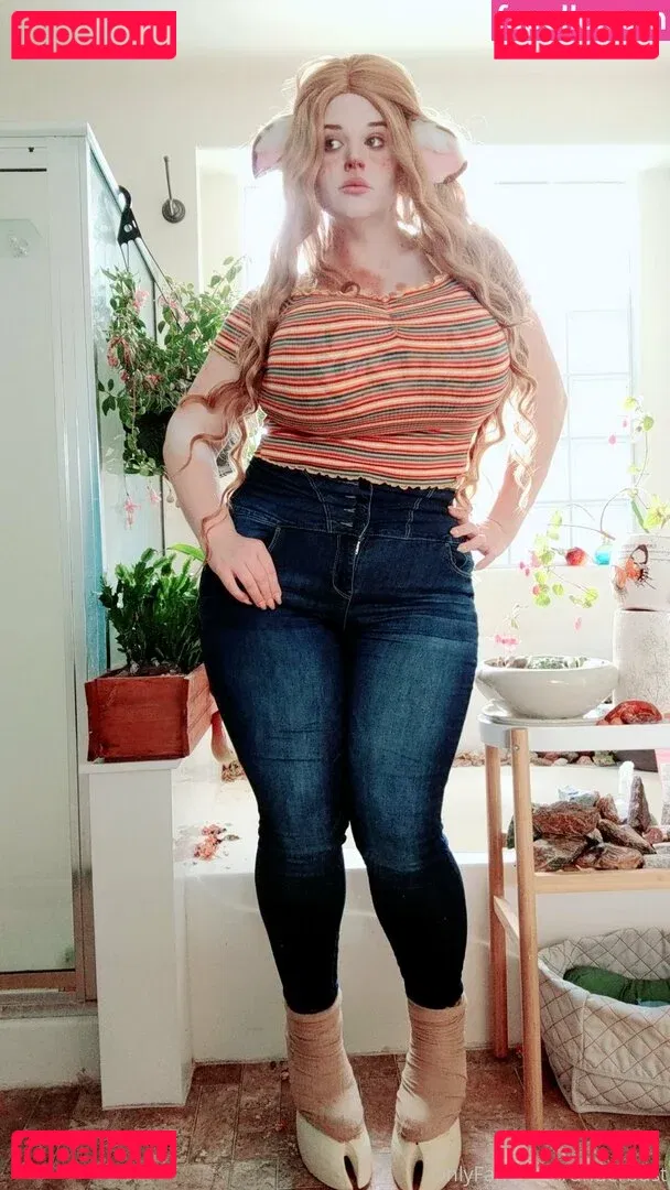 underbust Onlyfans Photo Gallery 