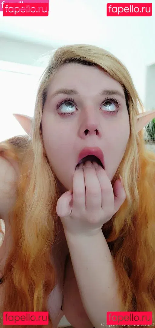 underbust Onlyfans Photo Gallery 