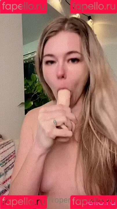 Miri_Ella Onlyfans Photo Gallery 