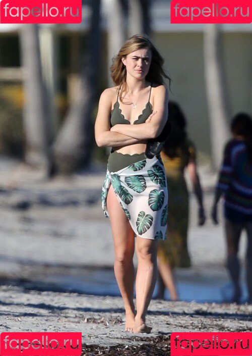 Melissa Roxburgh Onlyfans Photo Gallery 