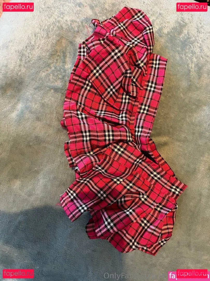 lenaisapeach Onlyfans Photo Gallery 