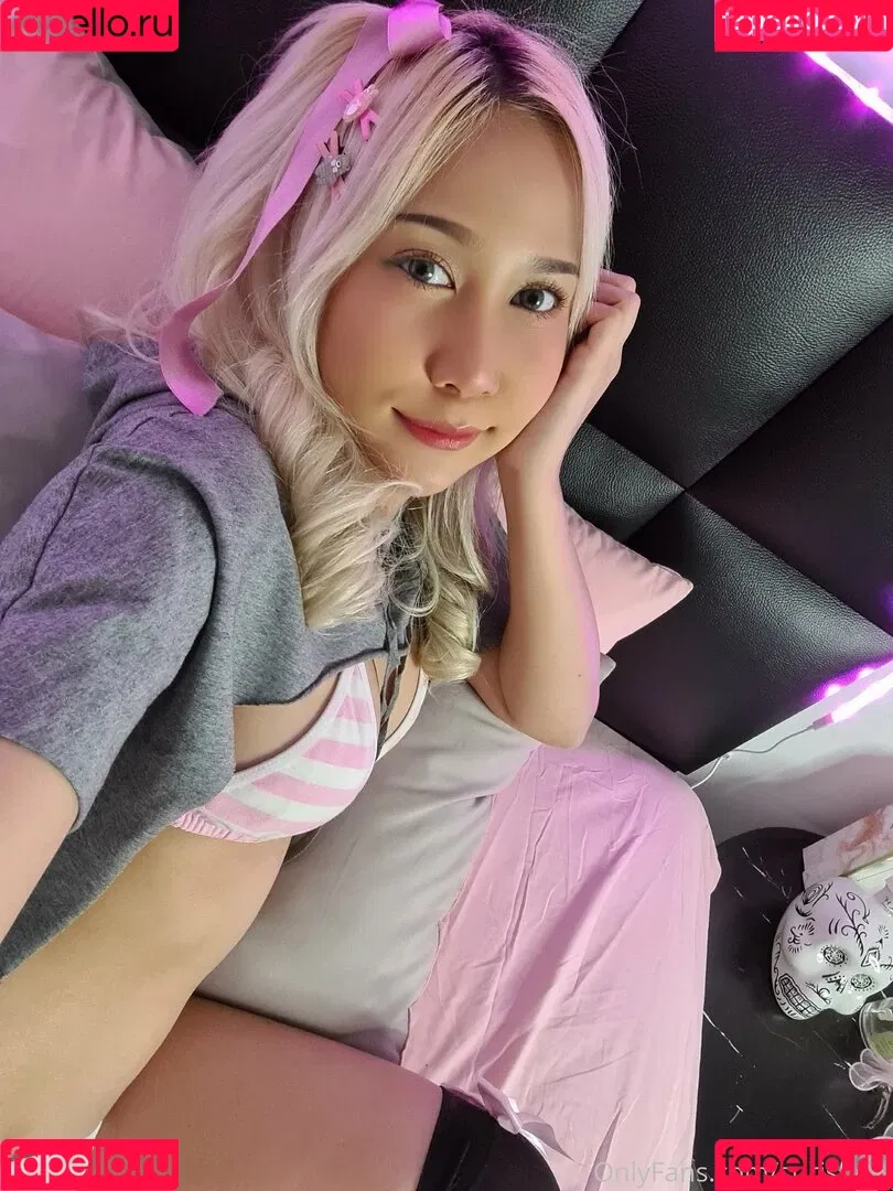 surisnow Onlyfans Photo Gallery 