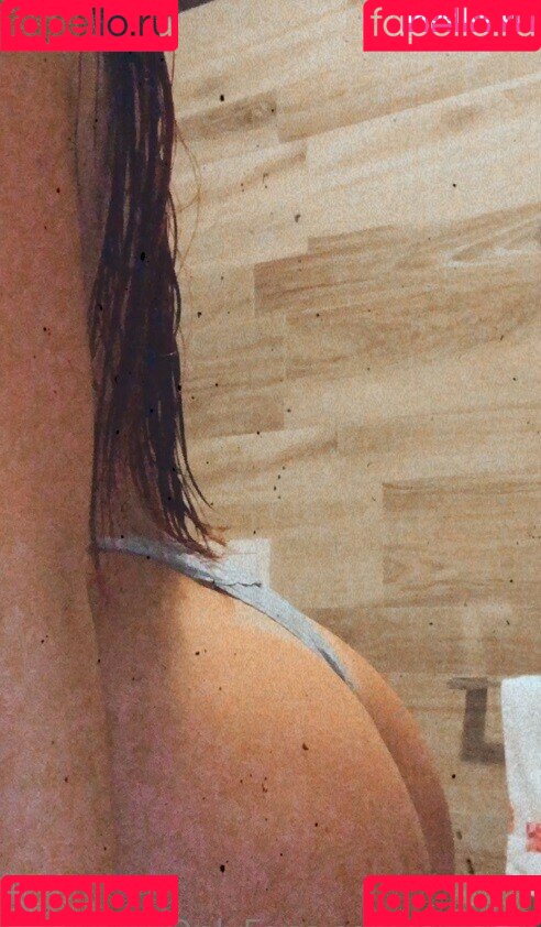 Aicha Bianchi Onlyfans Photo Gallery 