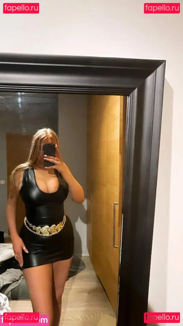 Gudrun Svava Onlyfans Photo Gallery 