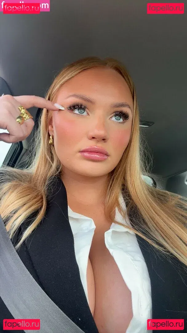 Gudrun Svava Onlyfans Photo Gallery 