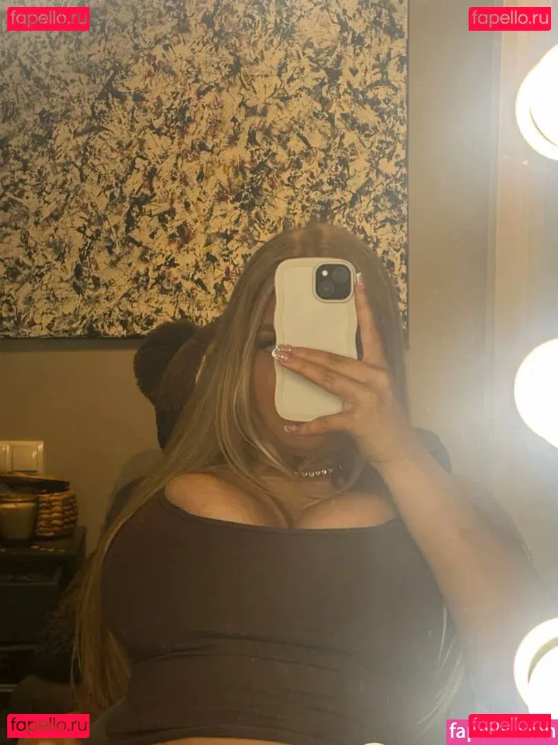 Gudrun Svava Onlyfans Photo Gallery 