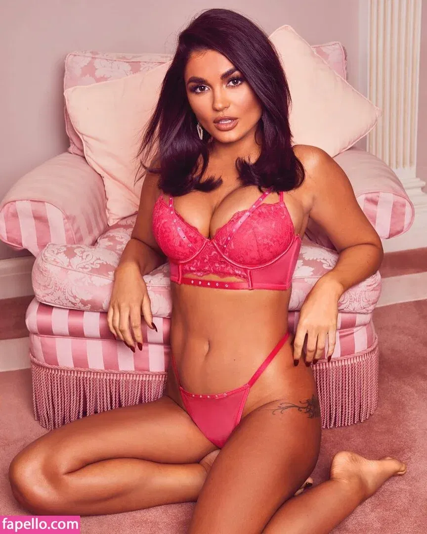 India Reynolds Onlyfans Photo Gallery 