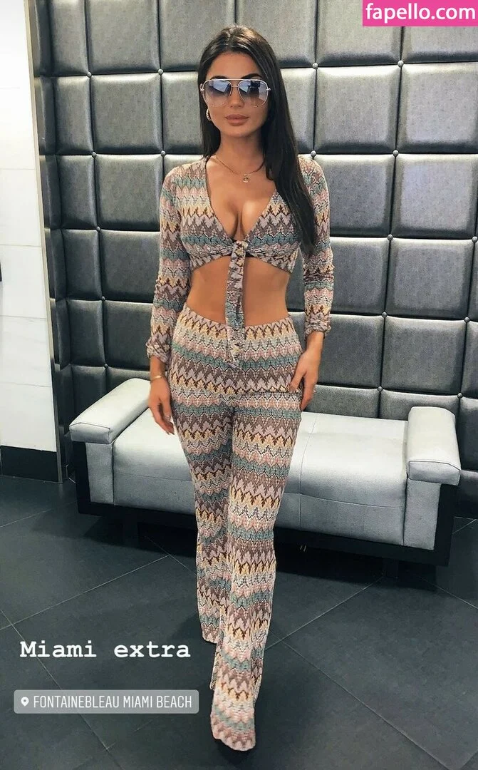 India Reynolds Onlyfans Photo Gallery 