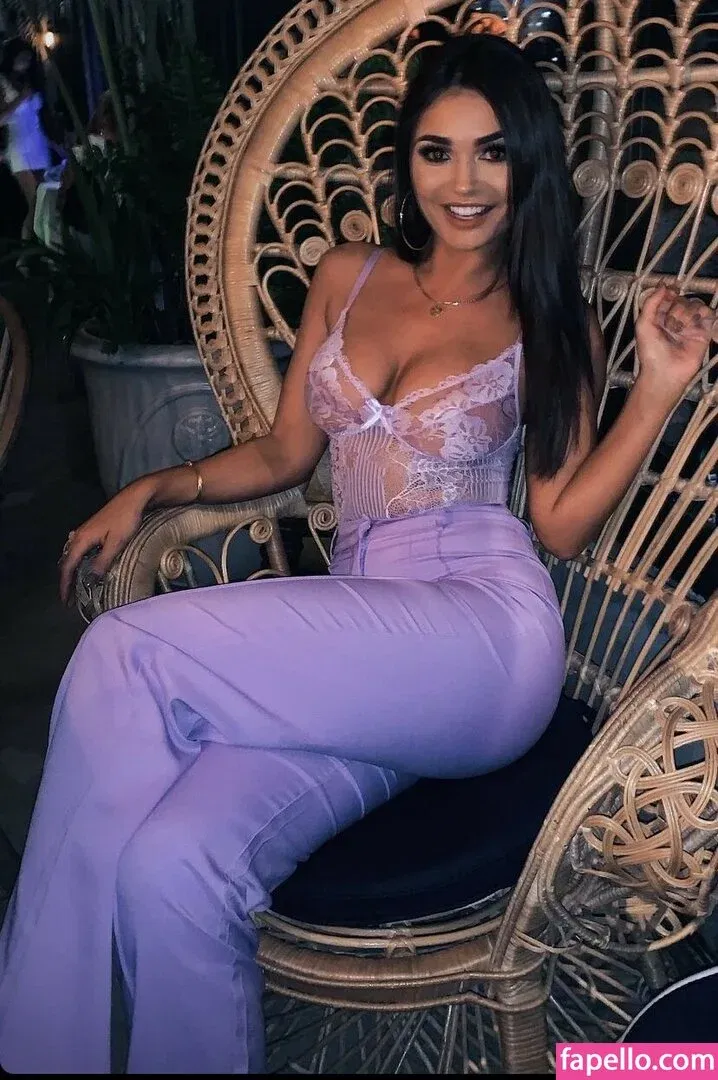 India Reynolds Onlyfans Photo Gallery 