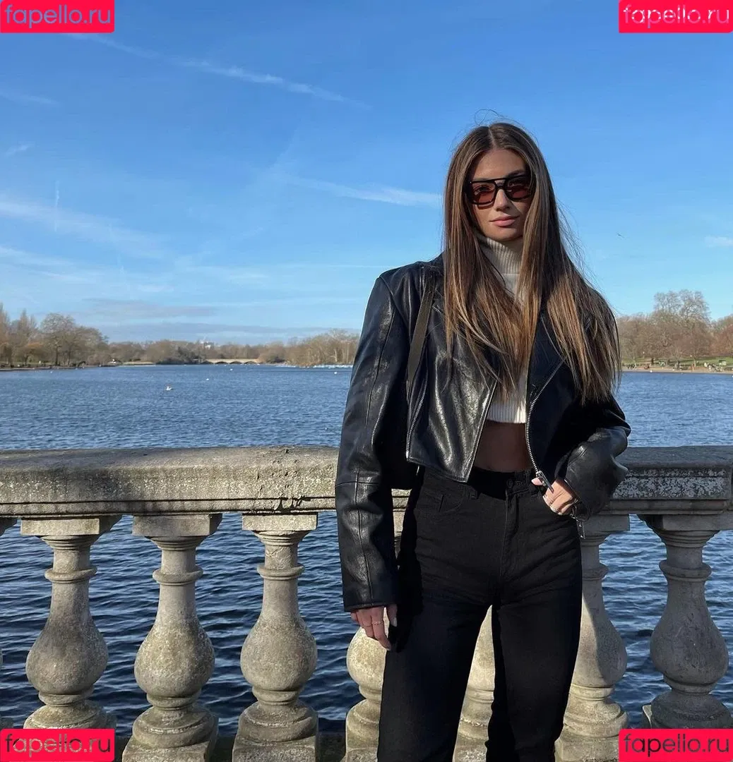 Lorena Rae Onlyfans Photo Gallery 