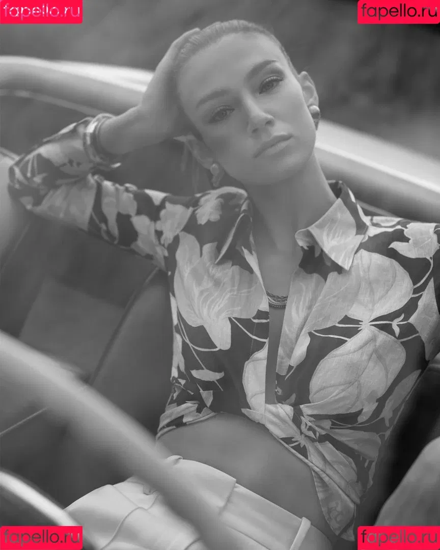 Lorena Rae Onlyfans Photo Gallery 