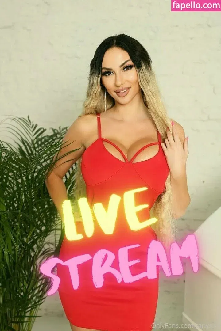 hottanuysha Onlyfans Photo Gallery 