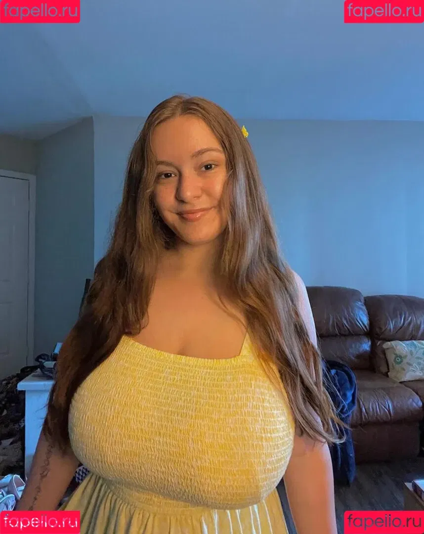 theariannaperez Onlyfans Photo Gallery 
