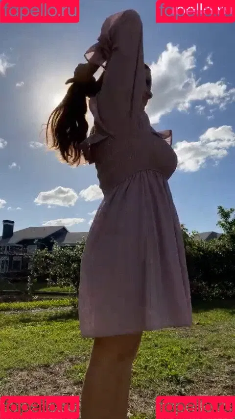 theariannaperez Onlyfans Photo Gallery 