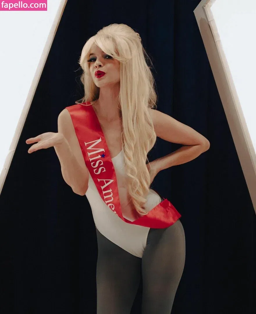 Barbara Palvin Onlyfans Photo Gallery 