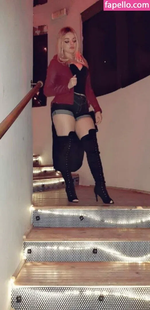 Barbara Palvin Onlyfans Photo Gallery 