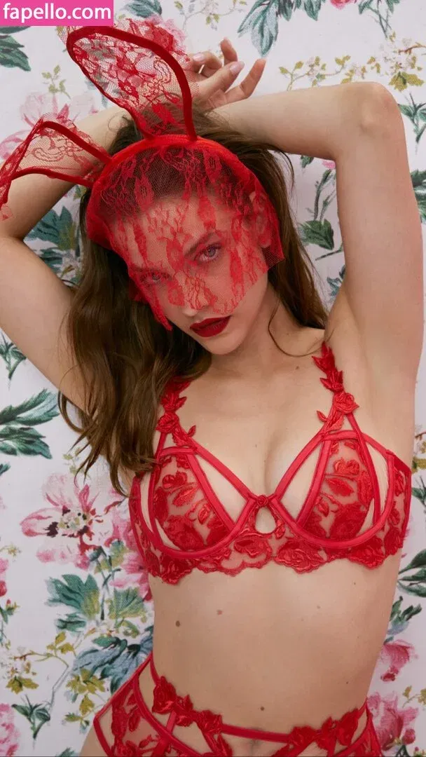 Barbara Palvin Onlyfans Photo Gallery 