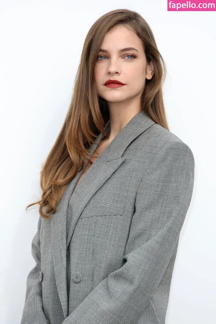 Barbara Palvin Onlyfans Photo Gallery 