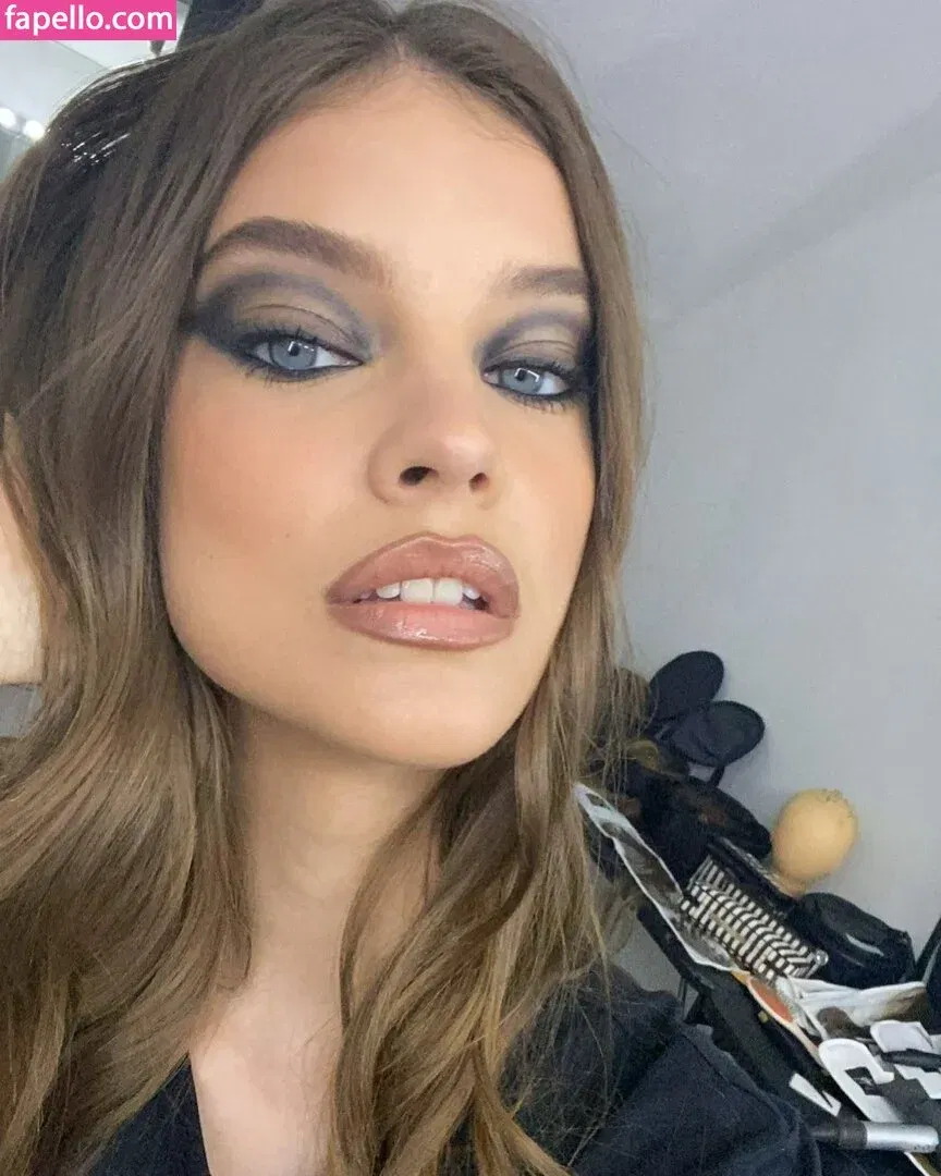Barbara Palvin Onlyfans Photo Gallery 