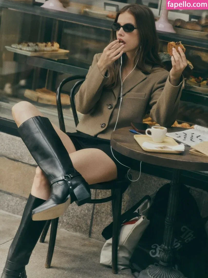 Barbara Palvin Onlyfans Photo Gallery 