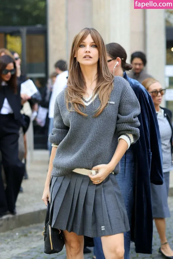 Barbara Palvin Onlyfans Photo Gallery 