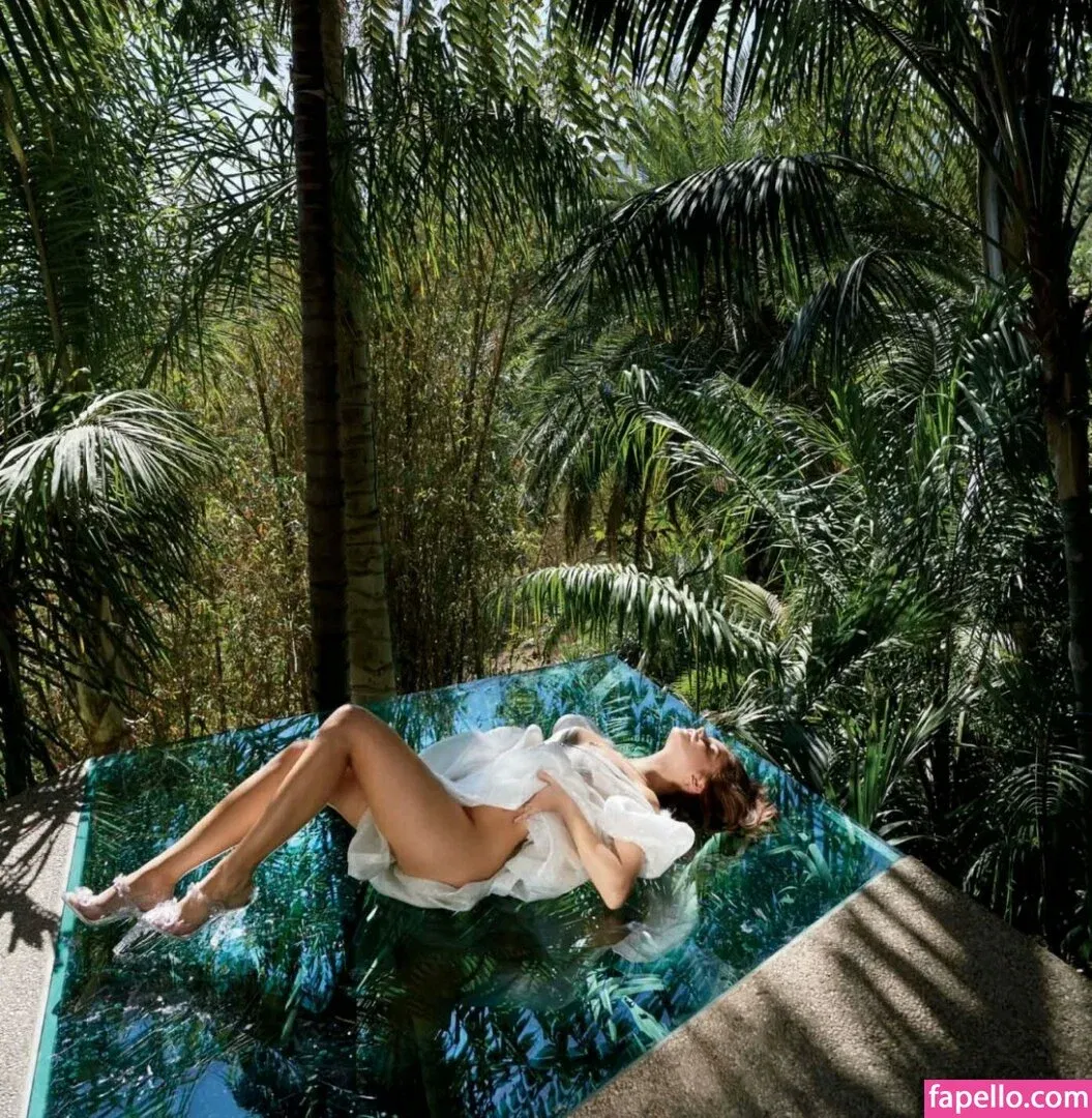 Barbara Palvin Onlyfans Photo Gallery 