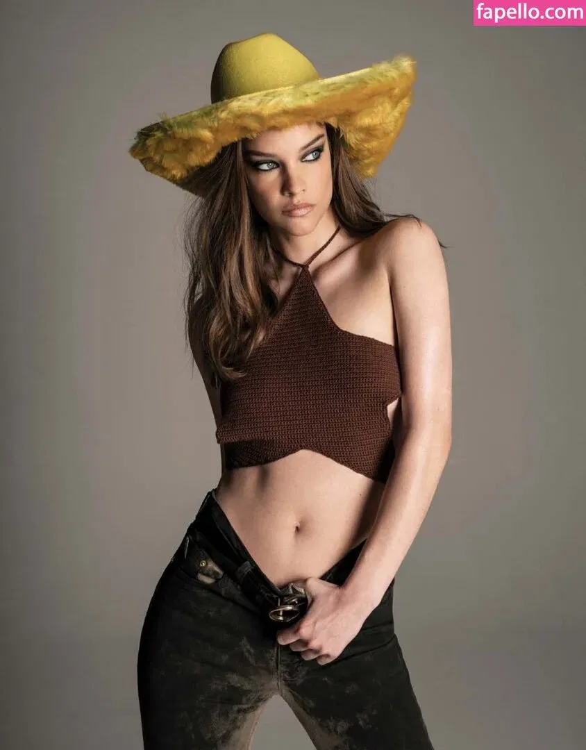 Barbara Palvin Onlyfans Photo Gallery 