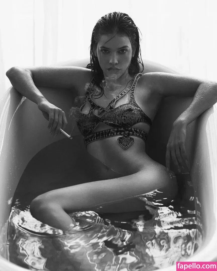 Barbara Palvin Onlyfans Photo Gallery 