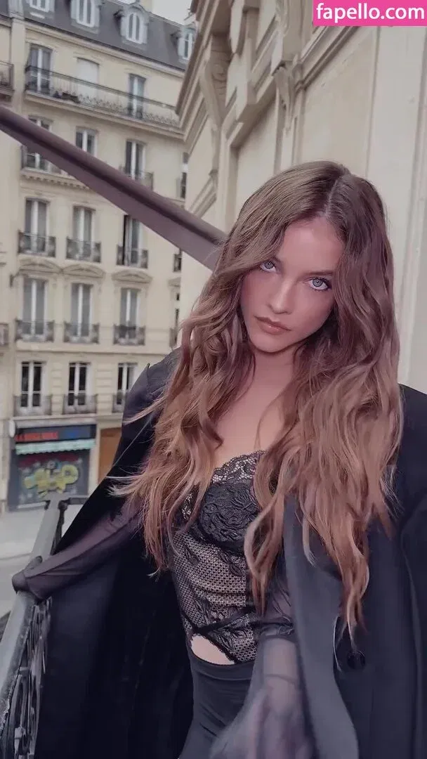 Barbara Palvin Onlyfans Photo Gallery 