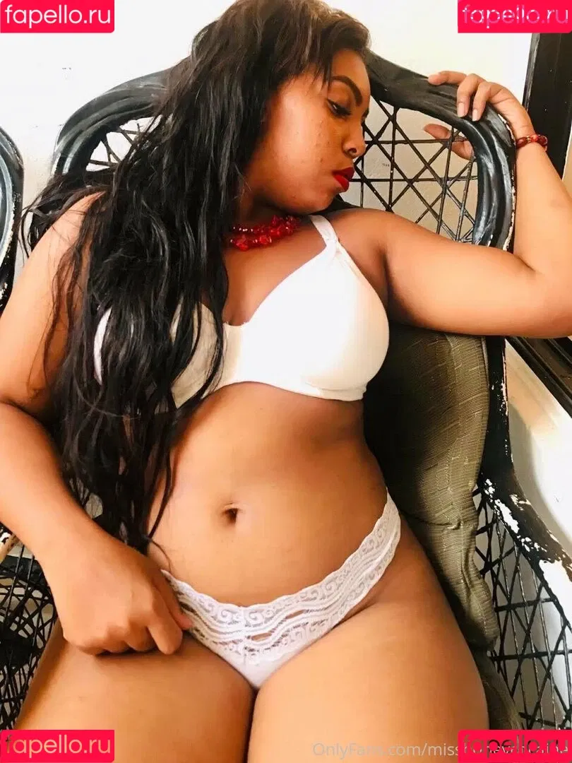 delirisantos Onlyfans Photo Gallery 