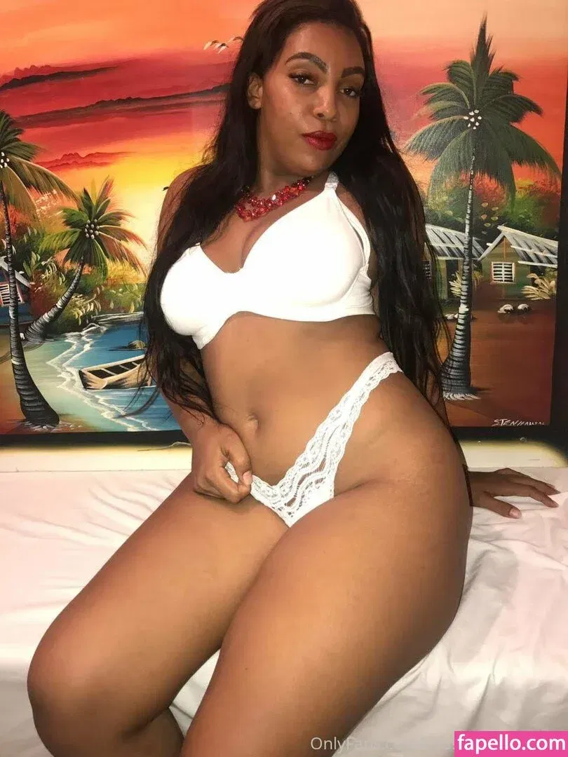 delirisantos Onlyfans Photo Gallery 