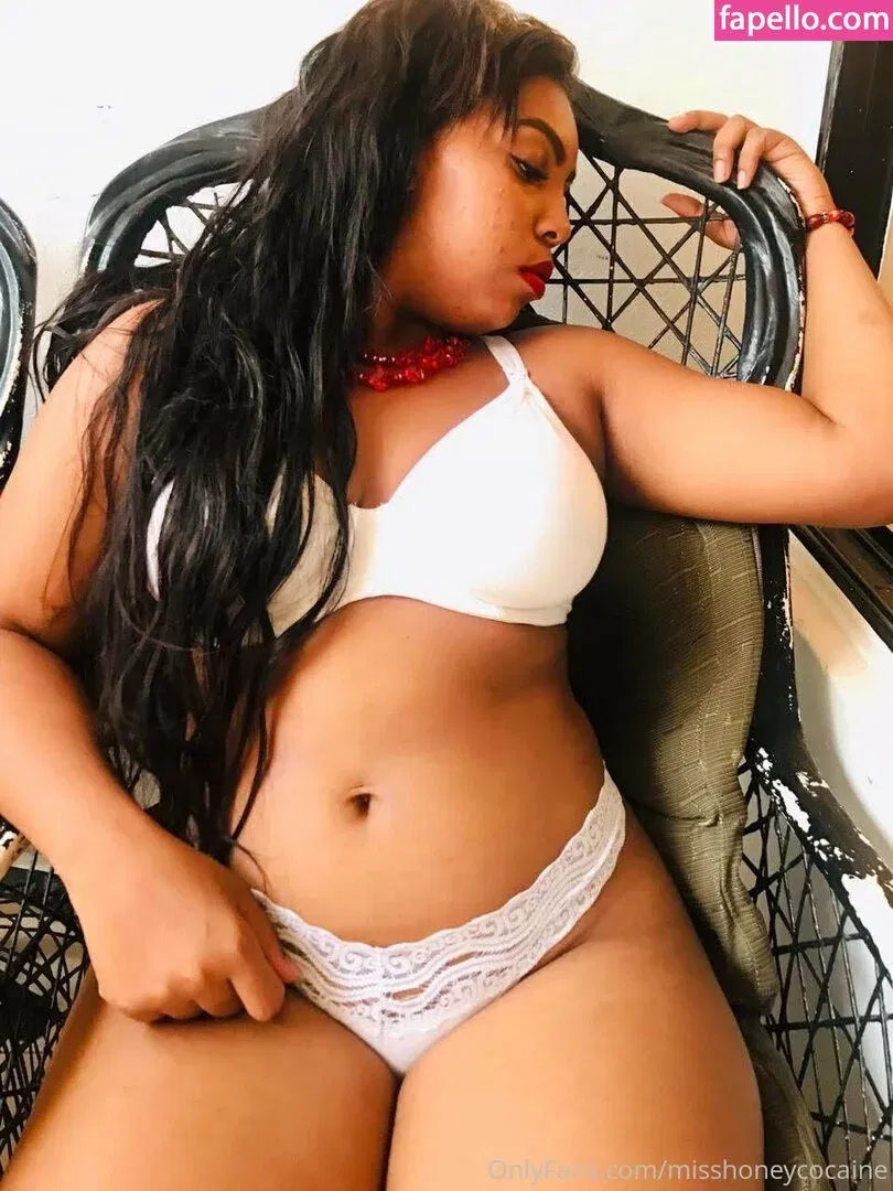 delirisantos Onlyfans Photo Gallery 