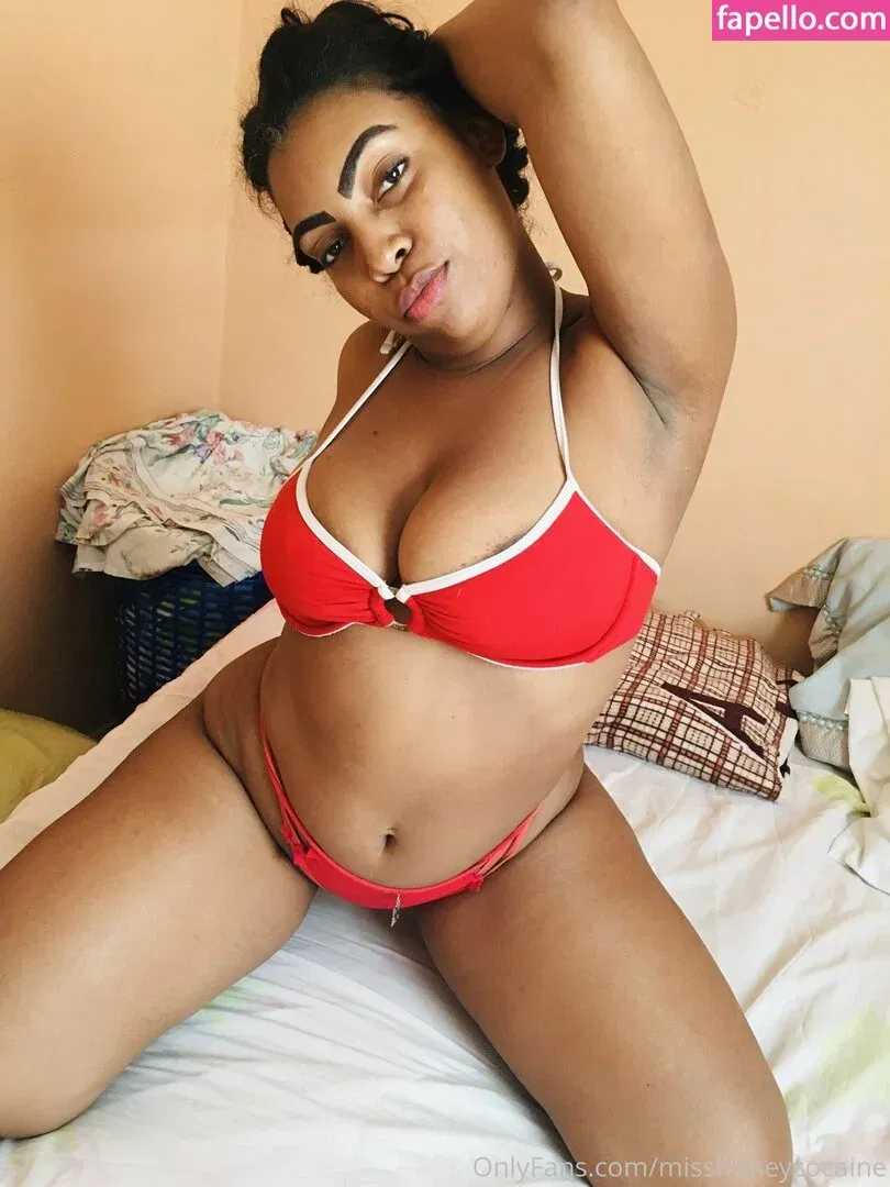 delirisantos Onlyfans Photo Gallery 