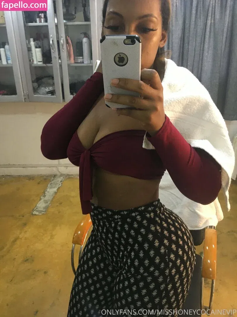 delirisantos Onlyfans Photo Gallery 