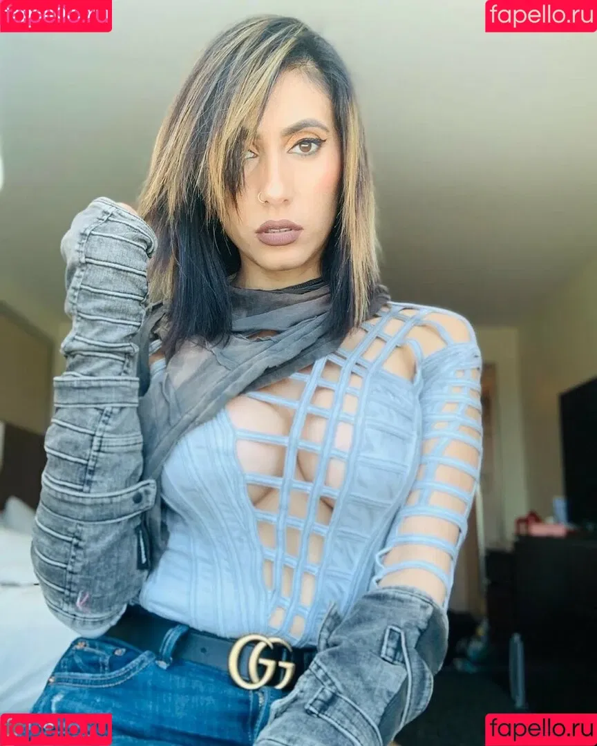 Cristina Valenzuela Onlyfans Photo Gallery 