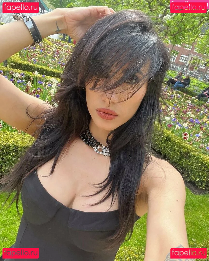 Cristina Valenzuela Onlyfans Photo Gallery 