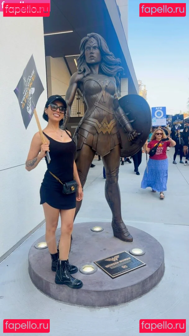 Cristina Valenzuela Onlyfans Photo Gallery 