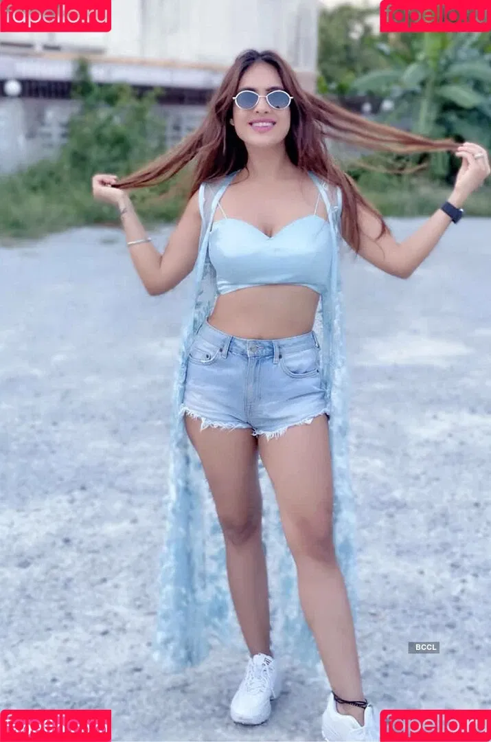 Neha Malik Onlyfans Photo Gallery 