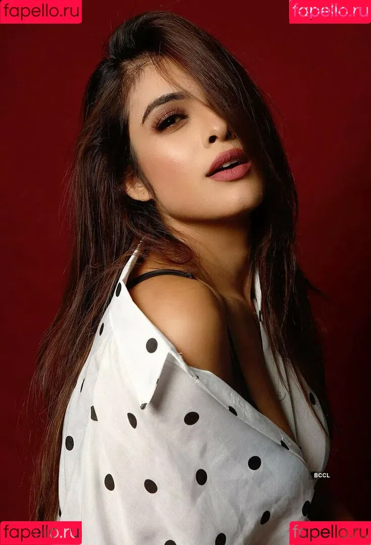 Neha Malik Onlyfans Photo Gallery 